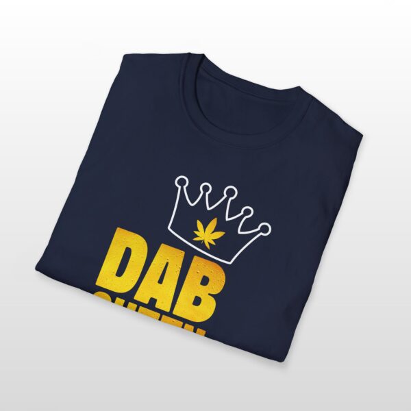 dab queen 420 tee